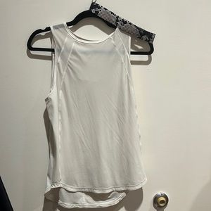 white lulu lemon tank top with headband